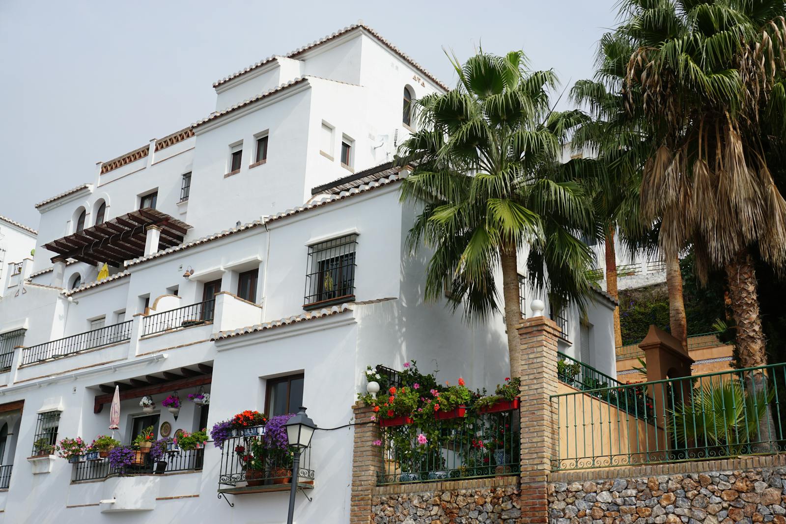 A Spanish initiative focused on knowledge.